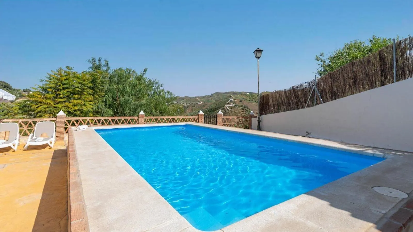 Los Almendros De Manuela El Borge By Ruralidays Holiday home